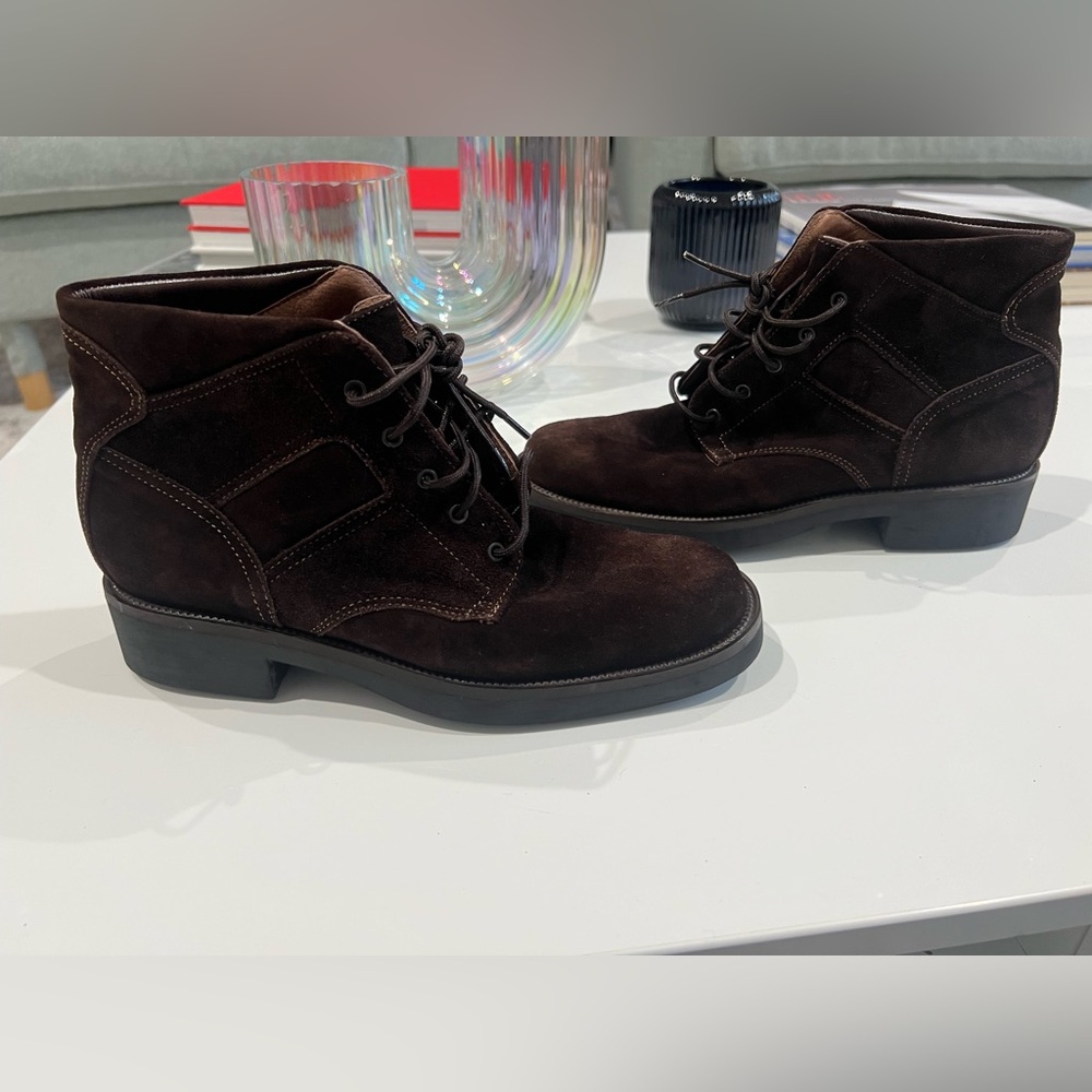 VINTAGE Joan & David Dark Brown Italian Suede Lace-Up Ankle Boots 6.5 90s